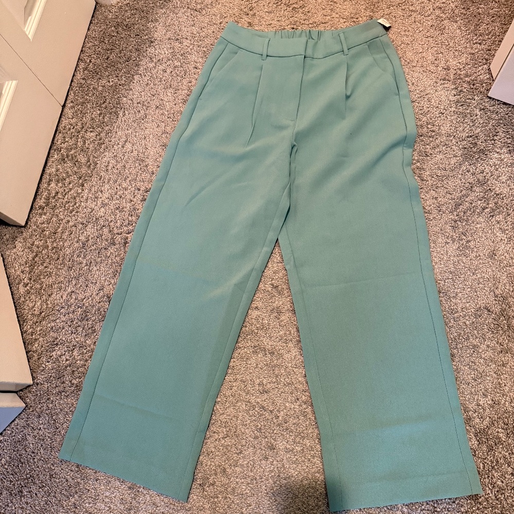 Old navy beautiful pant!